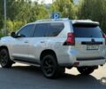 Сірий Тойота Ленд Крузер Прадо 150, об'ємом двигуна 4 л та пробігом 148 тис. км за 36999 $, фото 4 на Automoto.ua