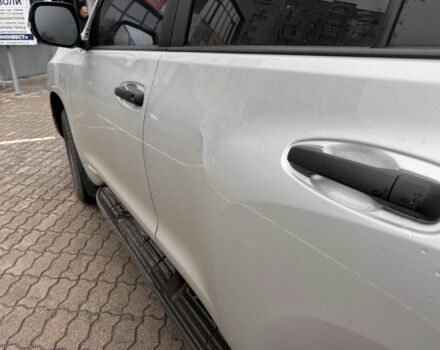 Серый Тойота Ленд Крузер Прадо 150, объемом двигателя 0 л и пробегом 125 тыс. км за 24700 $, фото 5 на Automoto.ua