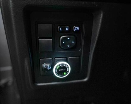 Сірий Тойота Ленд Крузер Прадо 150, об'ємом двигуна 2.7 л та пробігом 171 тис. км за 29990 $, фото 14 на Automoto.ua