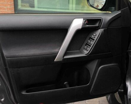 Сірий Тойота Ленд Крузер Прадо 150, об'ємом двигуна 2.7 л та пробігом 171 тис. км за 29990 $, фото 12 на Automoto.ua