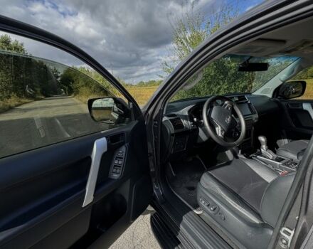 Сірий Тойота Ленд Крузер Прадо 150, об'ємом двигуна 2.8 л та пробігом 174 тис. км за 37500 $, фото 17 на Automoto.ua