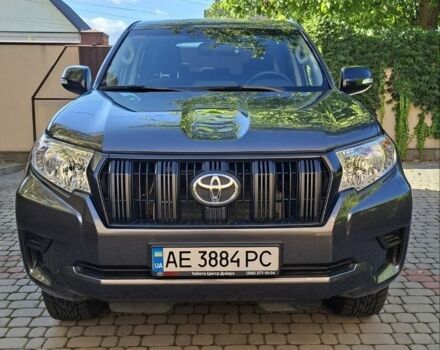 Серый Тойота Ленд Крузер Прадо 150, объемом двигателя 2.7 л и пробегом 12 тыс. км за 28150 $, фото 1 на Automoto.ua