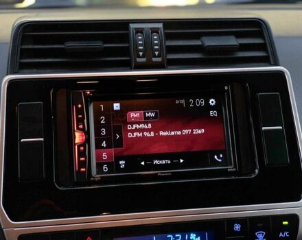 Сірий Тойота Ленд Крузер Прадо 150, об'ємом двигуна 2.7 л та пробігом 171 тис. км за 29990 $, фото 16 на Automoto.ua