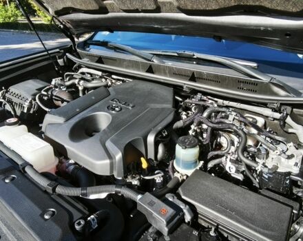 Сірий Тойота Ленд Крузер Прадо 150, об'ємом двигуна 2.8 л та пробігом 116 тис. км за 51000 $, фото 4 на Automoto.ua