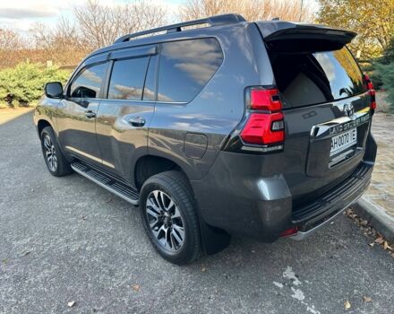 Серый Тойота Ленд Крузер Прадо 150, объемом двигателя 4.8 л и пробегом 72 тыс. км за 55000 $, фото 1 на Automoto.ua