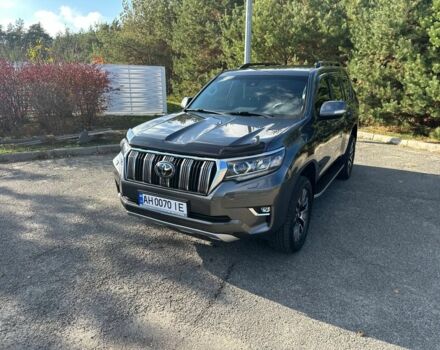 Серый Тойота Ленд Крузер Прадо 150, объемом двигателя 4.8 л и пробегом 72 тыс. км за 55000 $, фото 22 на Automoto.ua