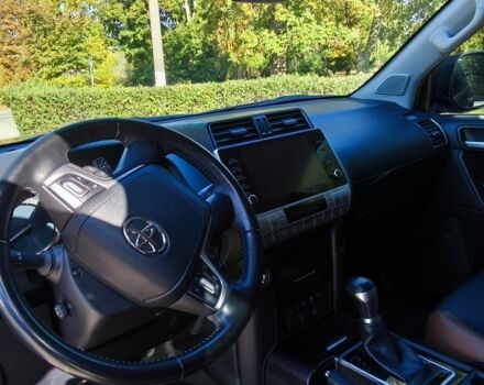 Сірий Тойота Ленд Крузер Прадо 150, об'ємом двигуна 2.8 л та пробігом 116 тис. км за 51000 $, фото 15 на Automoto.ua