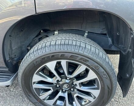 Серый Тойота Ленд Крузер Прадо 150, объемом двигателя 4.8 л и пробегом 72 тыс. км за 55000 $, фото 18 на Automoto.ua