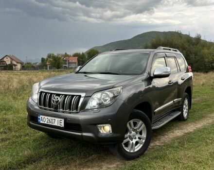 Сірий Тойота Ленд Крузер Прадо 150, об'ємом двигуна 3 л та пробігом 240 тис. км за 24500 $, фото 1 на Automoto.ua