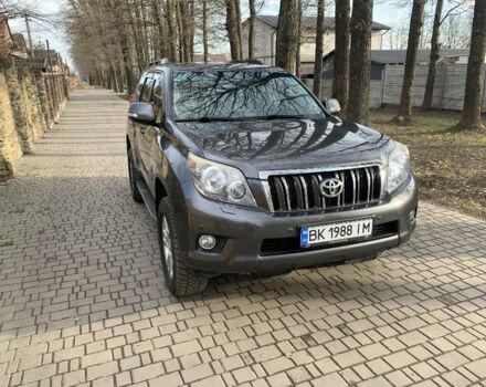 Сірий Тойота Ленд Крузер Прадо 150, об'ємом двигуна 4 л та пробігом 183 тис. км за 22000 $, фото 1 на Automoto.ua