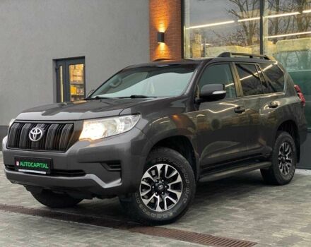 Сірий Тойота Ленд Крузер Прадо 150, об'ємом двигуна 2.7 л та пробігом 171 тис. км за 29990 $, фото 1 на Automoto.ua