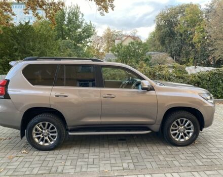 Сірий Тойота Ленд Крузер Прадо 150, об'ємом двигуна 4 л та пробігом 60 тис. км за 45000 $, фото 1 на Automoto.ua