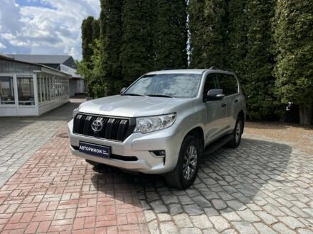 Тойота Ленд Крузер Прадо 150 2020 в Белой Церкве на Automoto.ua Серый Тойота Ленд Крузер Прадо 150, объемом двигателя 2.8 л и пробегом 182 тыс. км за 33700 $, фото 1 на Automoto.ua