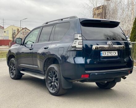 Синий Тойота Ленд Крузер Прадо 150, объемом двигателя 4 л и пробегом 85 тыс. км за 46700 $, фото 3 на Automoto.ua