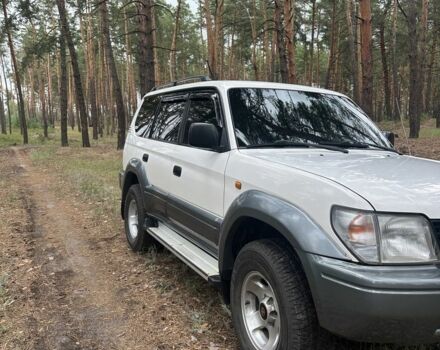 Білий Тойота Ленд Крузер Прадо 90, об'ємом двигуна 2.7 л та пробігом 356 тис. км за 8300 $, фото 1 на Automoto.ua
