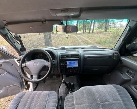 Білий Тойота Ленд Крузер Прадо 90, об'ємом двигуна 2.7 л та пробігом 356 тис. км за 8300 $, фото 6 на Automoto.ua