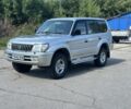 Серый Тойота Ленд Крузер Прадо 90, объемом двигателя 3 л и пробегом 181 тыс. км за 8261 $, фото 1 на Automoto.ua