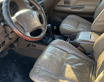 Зелений Тойота Ленд Крузер Прадо 90, об'ємом двигуна 3 л та пробігом 677 тис. км за 10500 $, фото 6 на Automoto.ua