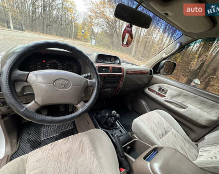 Білий Тойота Ленд Крузер Прадо, об'ємом двигуна 3.38 л та пробігом 330 тис. км за 8200 $, фото 26 на Automoto.ua