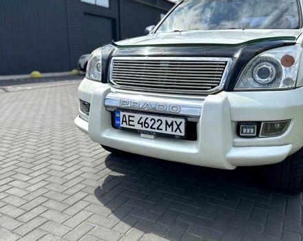 Белый Тойота Ленд Крузер Прадо, объемом двигателя 2.7 л и пробегом 237 тыс. км за 13500 $, фото 6 на Automoto.ua