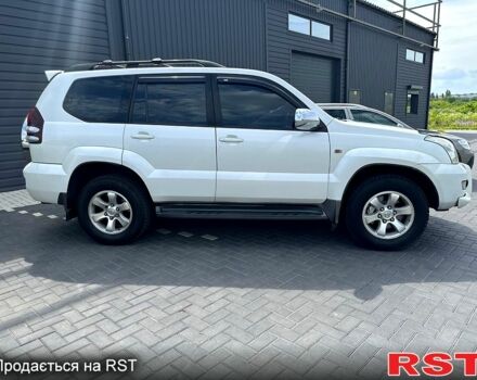 Белый Тойота Ленд Крузер Прадо, объемом двигателя 2.7 л и пробегом 237 тыс. км за 13500 $, фото 7 на Automoto.ua