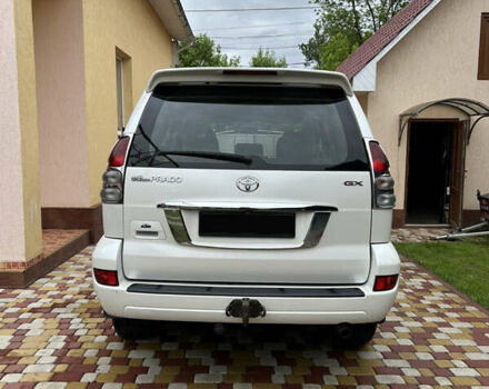 Белый Тойота Ленд Крузер Прадо, объемом двигателя 2.69 л и пробегом 250 тыс. км за 12000 $, фото 2 на Automoto.ua