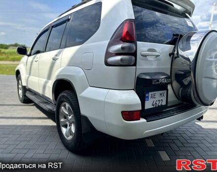 Белый Тойота Ленд Крузер Прадо, объемом двигателя 2.7 л и пробегом 237 тыс. км за 13500 $, фото 5 на Automoto.ua