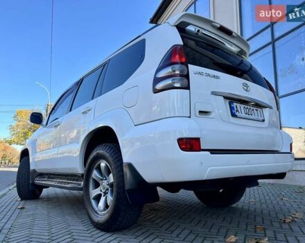 Белый Тойота Ленд Крузер Прадо, объемом двигателя 3.96 л и пробегом 257 тыс. км за 16900 $, фото 15 на Automoto.ua