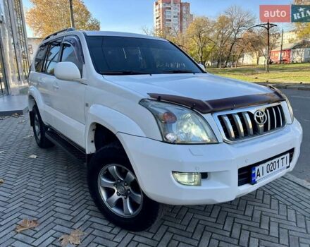 Белый Тойота Ленд Крузер Прадо, объемом двигателя 3.96 л и пробегом 257 тыс. км за 16900 $, фото 17 на Automoto.ua