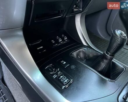 Белый Тойота Ленд Крузер Прадо, объемом двигателя 3.96 л и пробегом 257 тыс. км за 16900 $, фото 88 на Automoto.ua