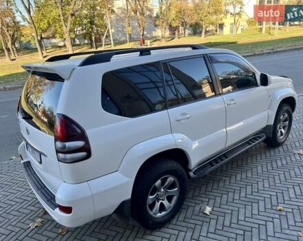Белый Тойота Ленд Крузер Прадо, объемом двигателя 3.96 л и пробегом 257 тыс. км за 16900 $, фото 28 на Automoto.ua