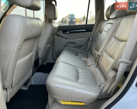 Белый Тойота Ленд Крузер Прадо, объемом двигателя 4 л и пробегом 273 тыс. км за 17500 $, фото 14 на Automoto.ua