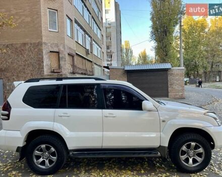 Белый Тойота Ленд Крузер Прадо, объемом двигателя 3.96 л и пробегом 257 тыс. км за 16900 $, фото 49 на Automoto.ua