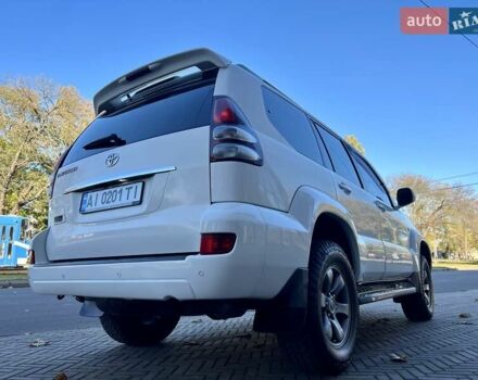 Белый Тойота Ленд Крузер Прадо, объемом двигателя 3.96 л и пробегом 257 тыс. км за 16900 $, фото 24 на Automoto.ua