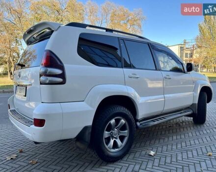 Белый Тойота Ленд Крузер Прадо, объемом двигателя 3.96 л и пробегом 257 тыс. км за 16900 $, фото 16 на Automoto.ua