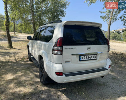 Білий Тойота Ленд Крузер Прадо, об'ємом двигуна 4 л та пробігом 240 тис. км за 16500 $, фото 5 на Automoto.ua