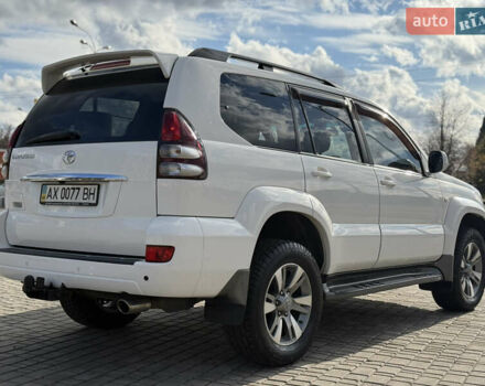 Белый Тойота Ленд Крузер Прадо, объемом двигателя 4 л и пробегом 273 тыс. км за 17500 $, фото 4 на Automoto.ua