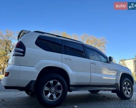 Белый Тойота Ленд Крузер Прадо, объемом двигателя 3.96 л и пробегом 257 тыс. км за 16900 $, фото 26 на Automoto.ua