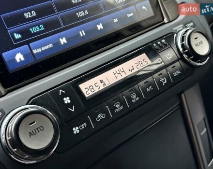 Белый Тойота Ленд Крузер Прадо, объемом двигателя 2.7 л и пробегом 180 тыс. км за 20500 $, фото 60 на Automoto.ua