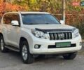 Білий Тойота Ленд Крузер Прадо, об'ємом двигуна 3 л та пробігом 202 тис. км за 23900 $, фото 1 на Automoto.ua