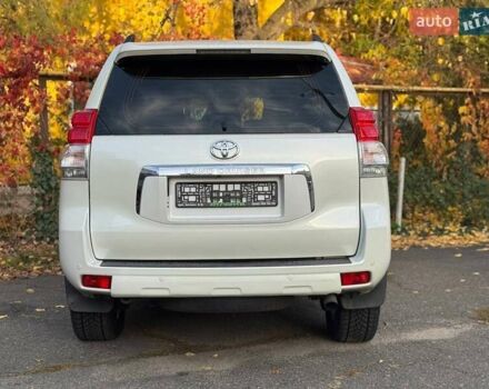 Білий Тойота Ленд Крузер Прадо, об'ємом двигуна 3 л та пробігом 202 тис. км за 23900 $, фото 4 на Automoto.ua