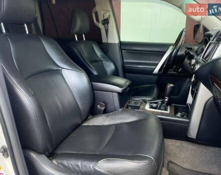 Белый Тойота Ленд Крузер Прадо, объемом двигателя 4 л и пробегом 193 тыс. км за 23700 $, фото 21 на Automoto.ua