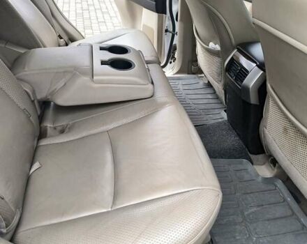 Белый Тойота Ленд Крузер Прадо, объемом двигателя 4 л и пробегом 320 тыс. км за 23500 $, фото 11 на Automoto.ua