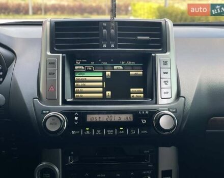 Белый Тойота Ленд Крузер Прадо, объемом двигателя 4 л и пробегом 193 тыс. км за 23700 $, фото 18 на Automoto.ua