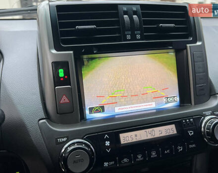 Белый Тойота Ленд Крузер Прадо, объемом двигателя 2.7 л и пробегом 228 тыс. км за 19950 $, фото 77 на Automoto.ua