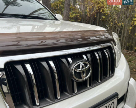 Белый Тойота Ленд Крузер Прадо, объемом двигателя 2.7 л и пробегом 228 тыс. км за 19950 $, фото 29 на Automoto.ua