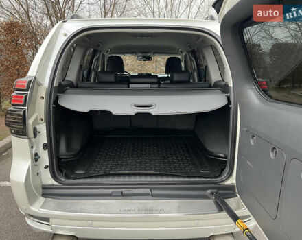 Белый Тойота Ленд Крузер Прадо, объемом двигателя 2.98 л и пробегом 150 тыс. км за 26500 $, фото 53 на Automoto.ua