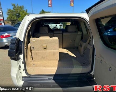 Белый Тойота Ленд Крузер Прадо, объемом двигателя 2.7 л и пробегом 173 тыс. км за 19500 $, фото 5 на Automoto.ua