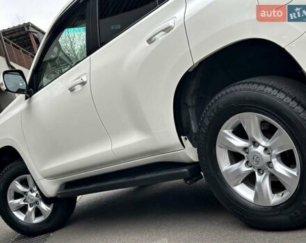 Білий Тойота Ленд Крузер Прадо, об'ємом двигуна 2.7 л та пробігом 180 тис. км за 20500 $, фото 35 на Automoto.ua