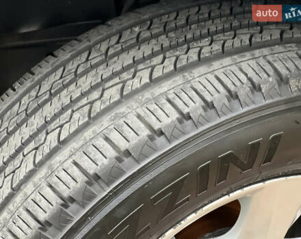 Белый Тойота Ленд Крузер Прадо, объемом двигателя 2.7 л и пробегом 228 тыс. км за 19950 $, фото 12 на Automoto.ua